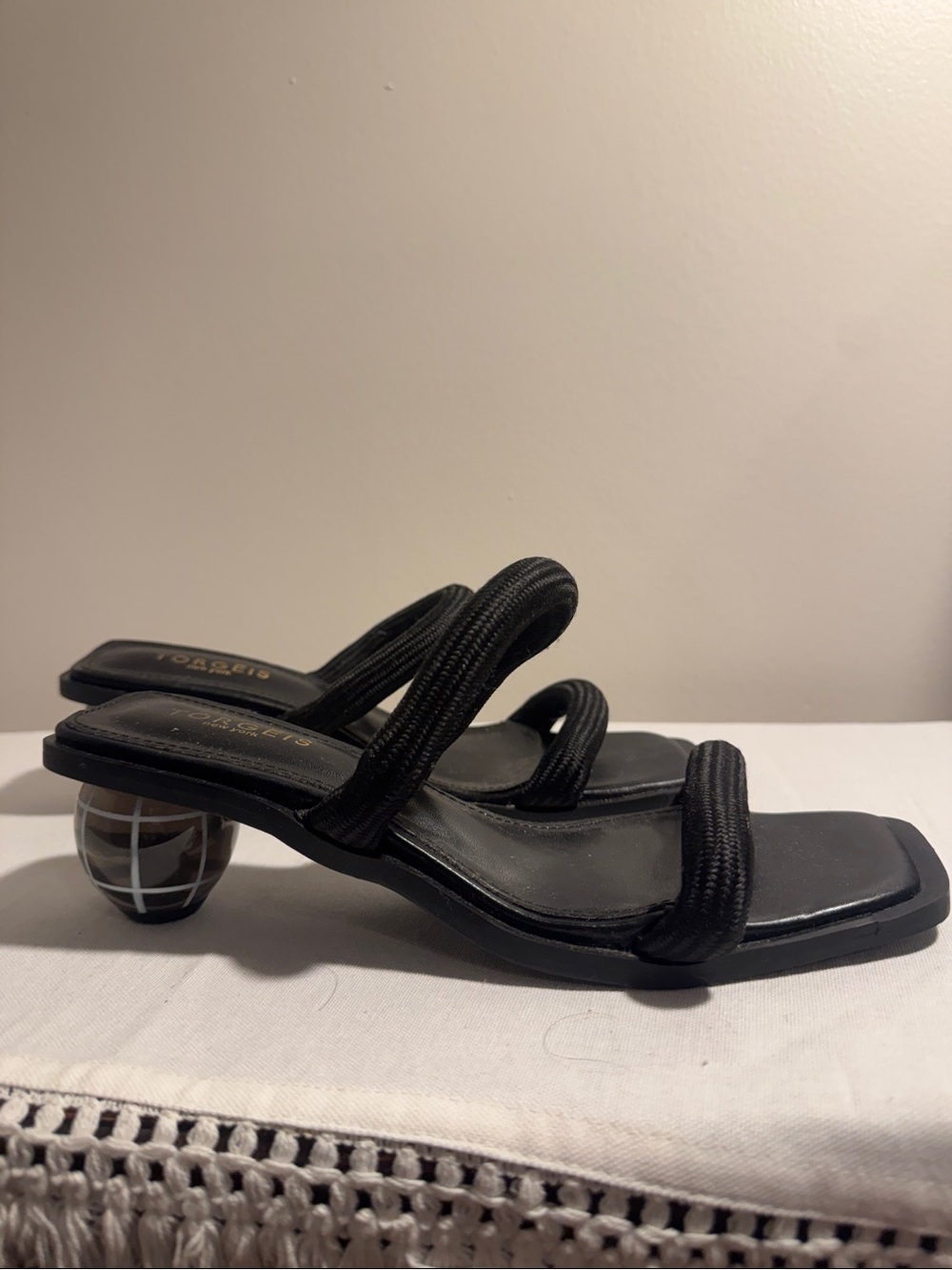 Black Strappy Mid-Heel Sandals with Sculpted Heel